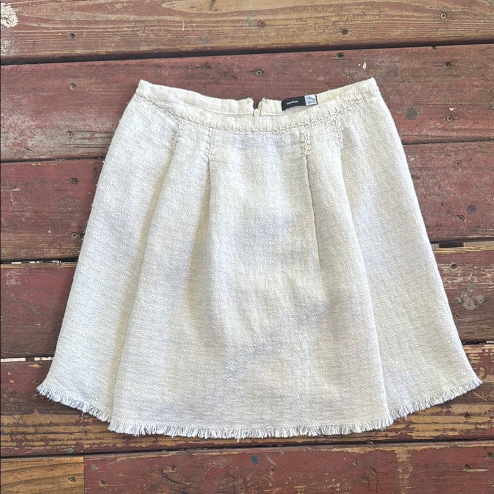 Signiture Saks 5th Avenue Cream Pleated Skirt